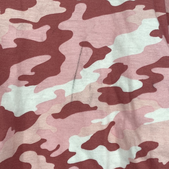 Melrose and Market Girls Long Sleeve Camo Print T-Shirt Pink Size L (10/12) NWT - Picture 6 of 6